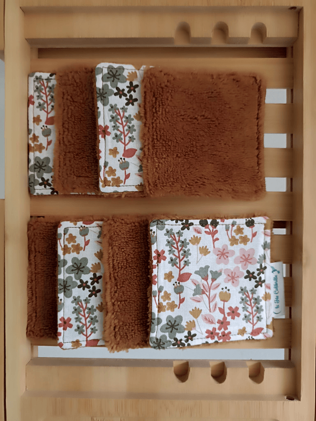 Ensemble de 8 carrés visage avec étui assorti - Spring