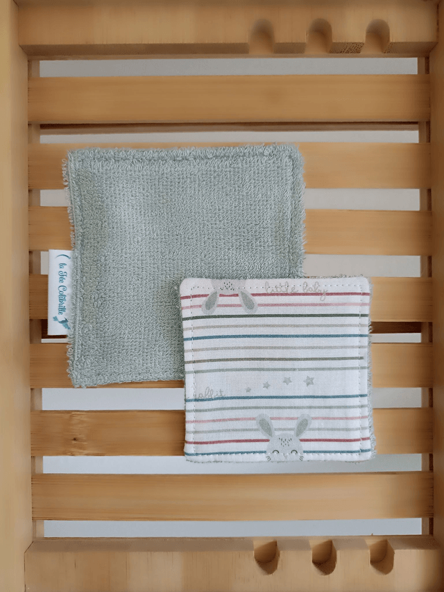 Ensemble de deux paniers avec son lot de 8 lingettes et de 8 carrés visage - Lapinou