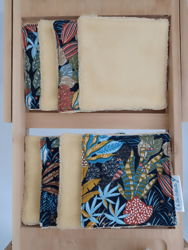 Ensemble panier avec lots de 8 lingettes et de 8 carrés visage - Natura