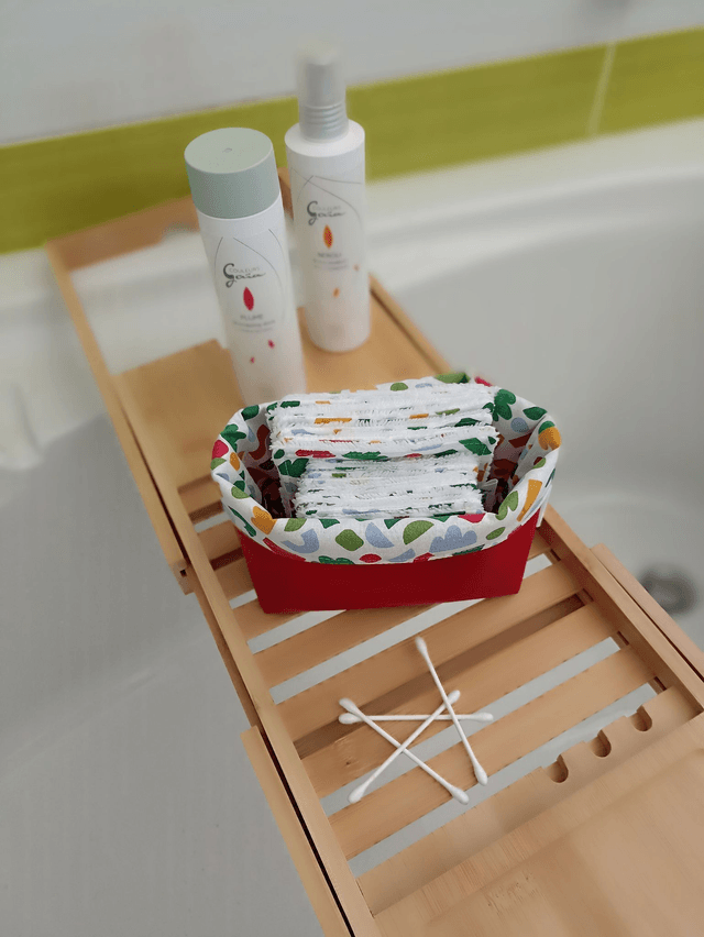 Ensemble panier avec lots de 8 lingettes et de 8 carrés visage - Art